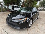 Used 2020 Toyota Corolla LE image 2