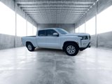 Used 2022 Nissan Frontier SV image 2