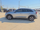 Used 2022 Kia Niro LXS image 3