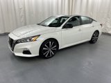 Used 2022 Nissan Altima 2.5 SR image 2