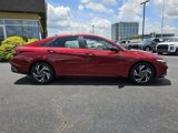 Used 2025 Hyundai Elantra Sport image 3