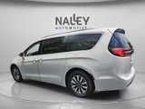 Used 2021 Chrysler Pacifica Touring-L image 3