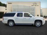 Used 2014 GMC Yukon XL Denali image 3