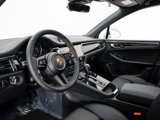 Certified 2024 Porsche Macan image 4