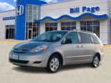 Used 2010 Toyota Sienna CE image 2