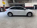 Used 2014 Chevrolet Cruze LS image 2