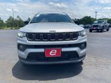 New 2025 Jeep Compass Latitude image 2