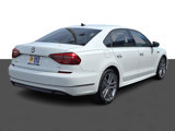Used 2018 Volkswagen Passat 2.0T R-Line image 6