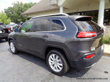 Used 2015 Jeep Cherokee Limited w/ Luxury Group image 4