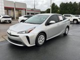 Certified 2022 Toyota Prius LE image 2