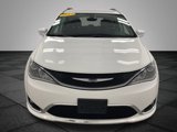Used 2017 Chrysler Pacifica Touring-L image 2