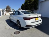 Certified 2025 Volkswagen Jetta SE image 4