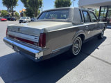 Used 1988 Lincoln Town Car Cartier image 5