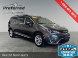 Used 2017 Chrysler Pacifica Touring-L w/ Tire & Wheel Group image 4