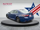 Used 2024 Toyota Camry SE image 3