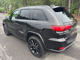 Used 2022 Jeep Grand Cherokee Laredo X image 5