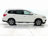 Used 2017 Nissan Pathfinder S image 3