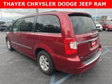 Used 2013 Chrysler Town & Country Touring image 5