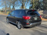 Used 2019 Nissan Pathfinder SV image 3
