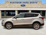 Used 2019 Ford Escape SEL image 3