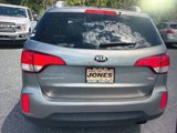 Used 2015 Kia Sorento LX image 5