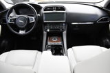 Used 2018 Jaguar F-PACE Prestige image 2