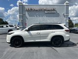 Used 2019 Toyota Highlander SE image 4