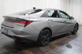 Certified 2022 Hyundai Elantra SEL w/ Cargo Package image 5