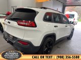 Used 2017 Jeep Cherokee Sport image 6