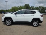 Certified 2024 Jeep Compass Latitude w/ Sun and Sound Group image 4