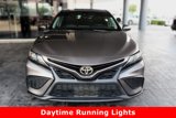 Used 2021 Toyota Camry SE image 3