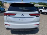 Used 2024 Mitsubishi Outlander ES image 4