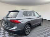Used 2019 Volkswagen Tiguan SE w/ Panoramic Sunroof Package image 3