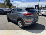 Used 2018 Hyundai Tucson SE image 3