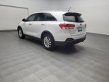 Used 2017 Kia Sorento LX image 5