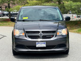 Used 2019 Dodge Grand Caravan SE w/ UConnect Hands-Free Group image 2