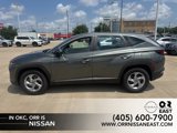 Used 2023 Hyundai Tucson SE image 2