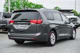 Used 2017 Chrysler Pacifica Touring-L Plus w/ Advanced Safetytec Group image 4