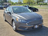Used 2018 Ford Fusion S image 3