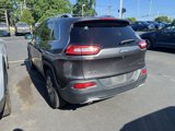 Used 2018 Jeep Cherokee Limited image 3