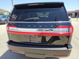 Used 2018 Lincoln Navigator Select w/ Technology Package image 4