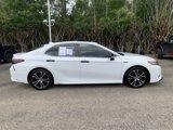 Used 2019 Toyota Camry Hybrid image 2