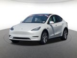 Used 2021 Tesla Model Y Long Range image 3