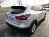 Used 2020 Nissan Rogue Sport S image 4