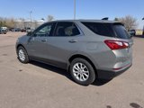 Used 2018 Chevrolet Equinox LT image 2
