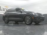 Used 2021 Volkswagen Tiguan SE image 2
