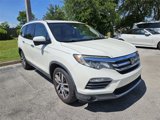 Used 2017 Honda Pilot Touring image 2