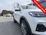 Used 2022 Buick Encore GX Essence w/ Advanced Technology Package image 4