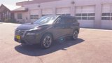 Used 2024 Nissan Rogue SV image 5