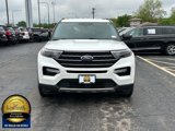 Used 2022 Ford Explorer XLT w/ Equipment Group 202A image 4